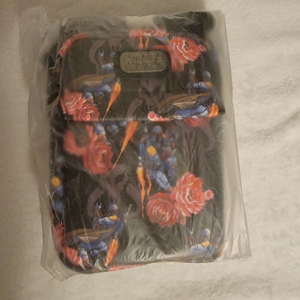 Star Wars Boba Fett Floral Crossbody Bag - Picture 4 of 6